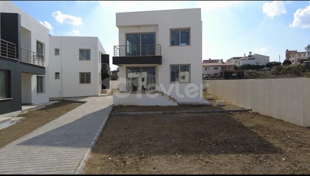 Girne Boğaz'da satılık 2+1 daire