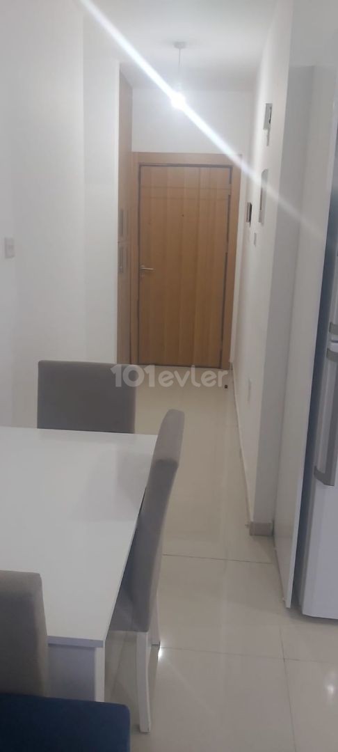 1+1 apartment for sale in Kyrenia Center, Commercial permit