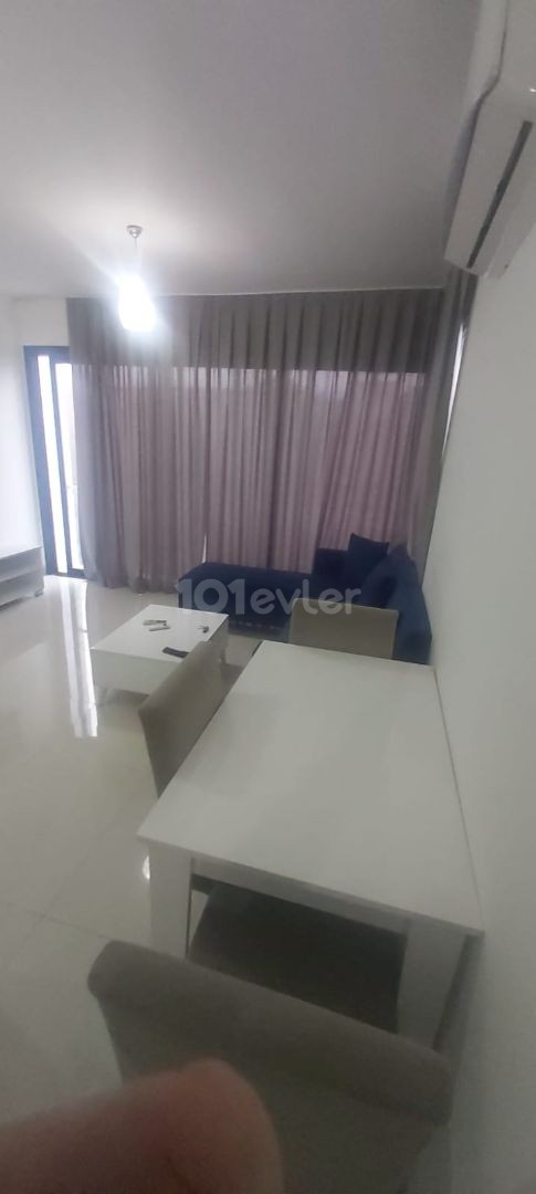 1+1 apartment for sale in Kyrenia Center, Commercial permit