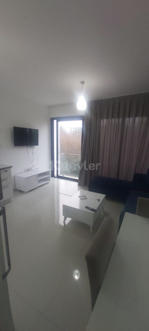 1+1 apartment for sale in Kyrenia Center, Commercial permit