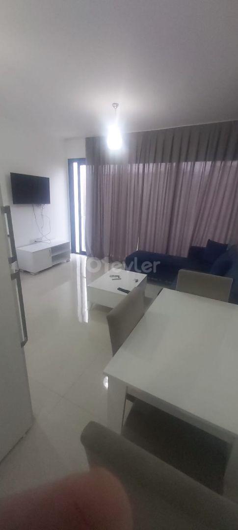 1+1 apartment for sale in Kyrenia Center, Commercial permit