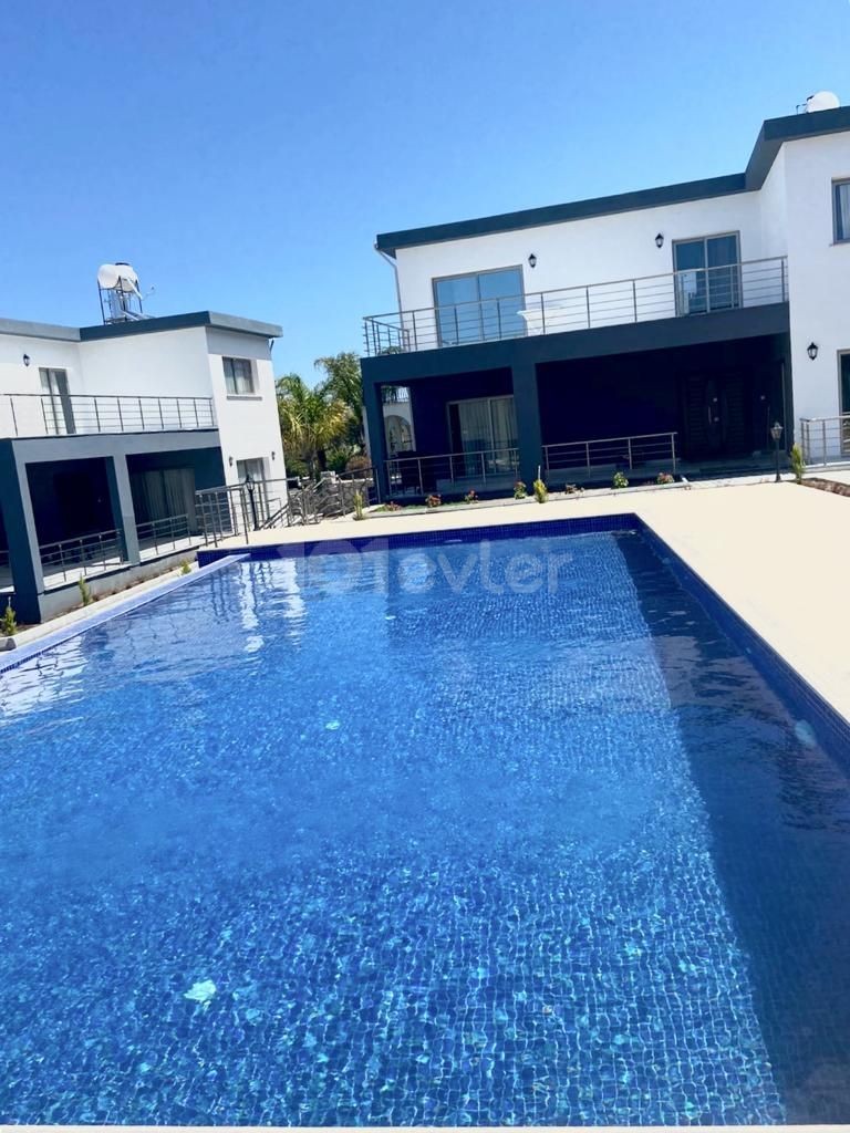 4+1 duplex villa for daily rent in Çatalkoy