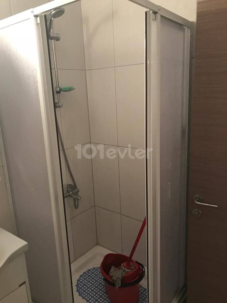 Girne Merkezde Gunluk Kiralık 1+1 daire