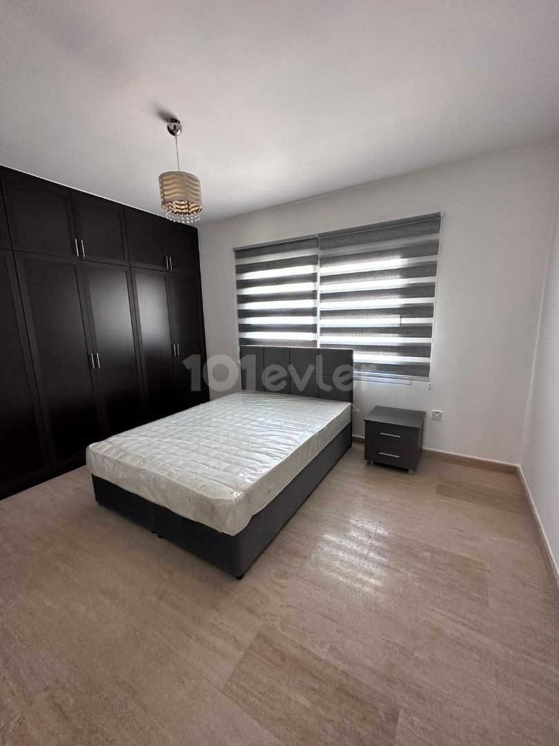 2+1 Penthouse-Wohnung zur Miete in Kyrenia Zentrum