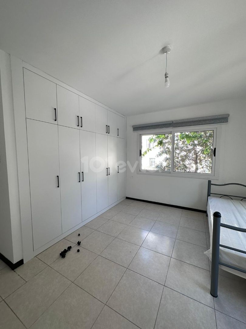 2+1 penthouse apartment for daily rent in the center of Kyrenia is in the area of ​​Barbaros market