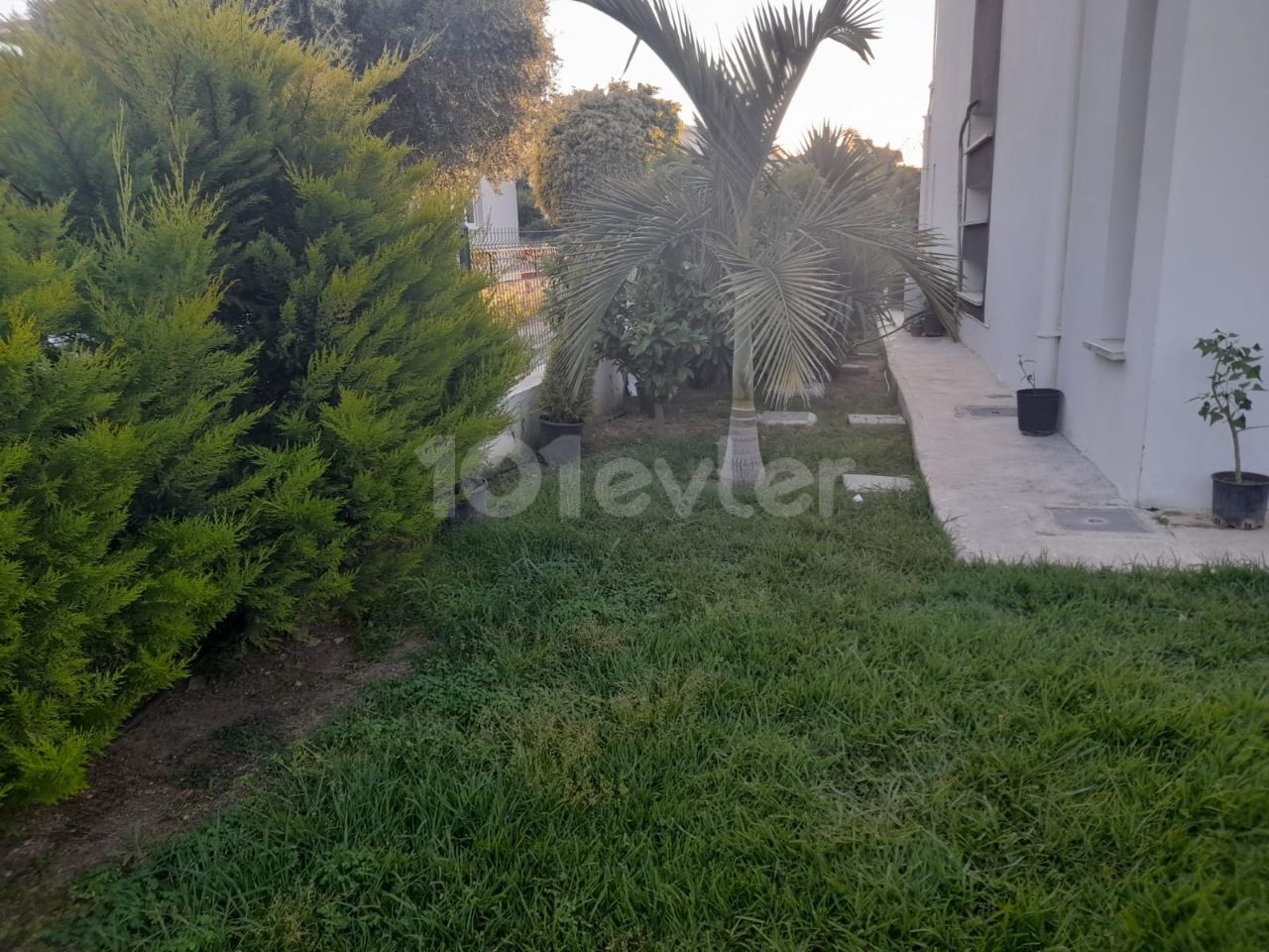  Esentepe'de kiralık 3+1 lüks villa