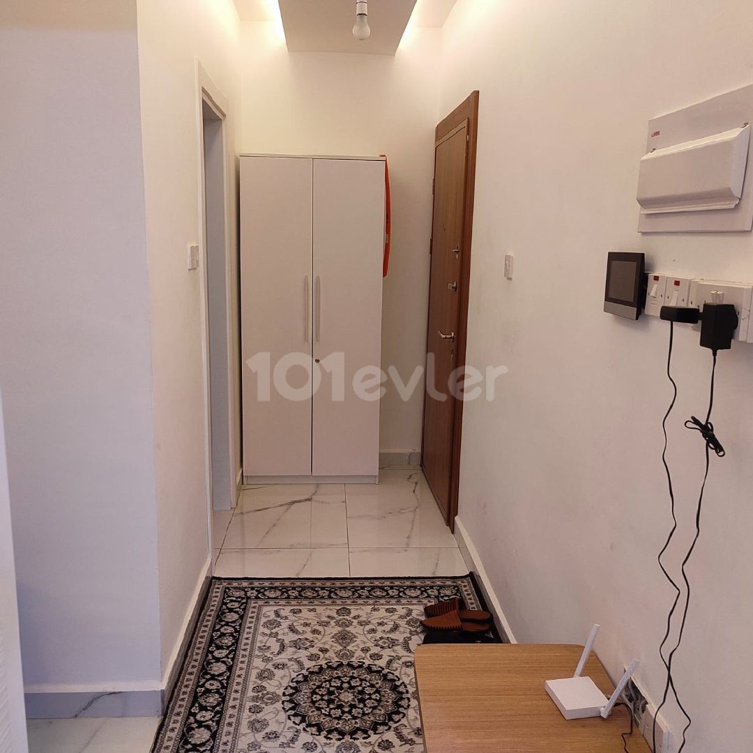 1+1 luxury apartment for rent in Kyrenia Center