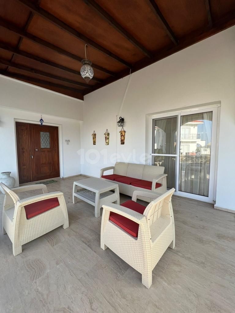 4+1 luxury duplex villa with private swimimg pool for daily rent in Çatalkoy