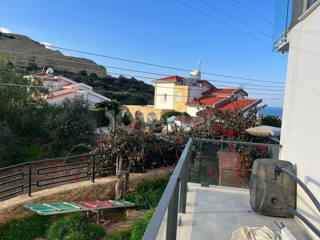 2+1 apartment with garden for sale in Alsancak