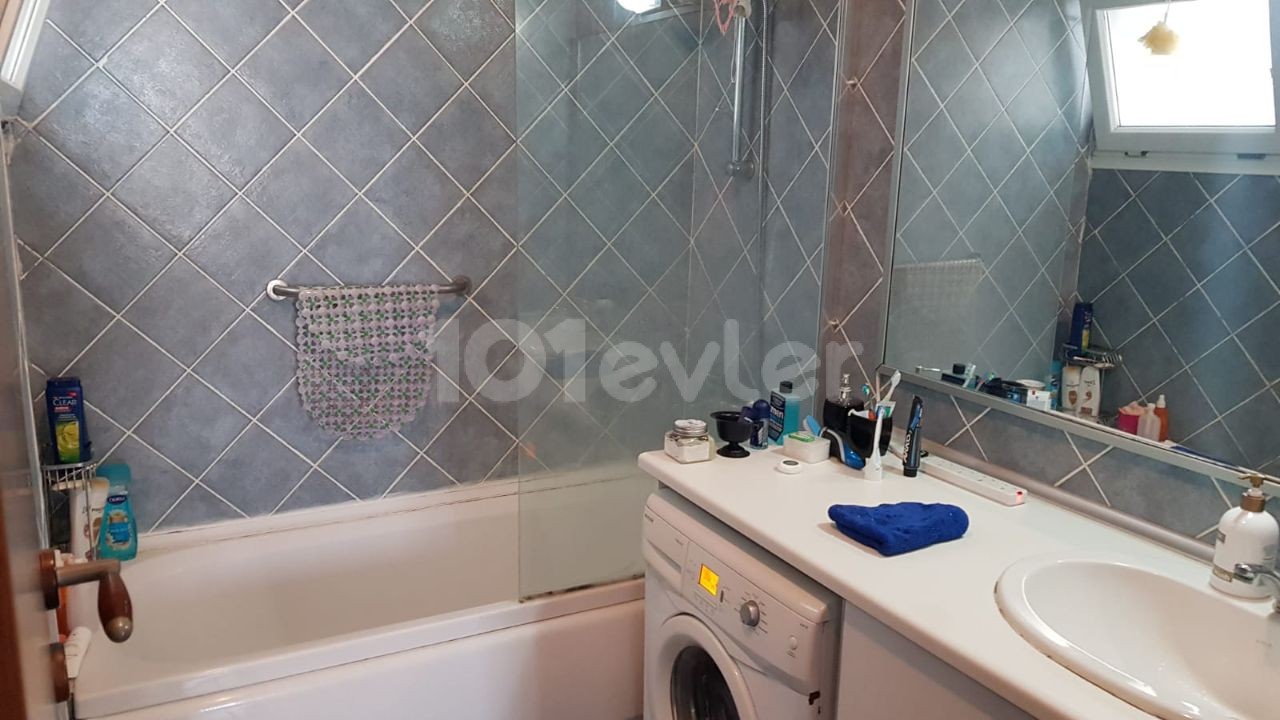 Girne merkezde kiralık 1+1 daire