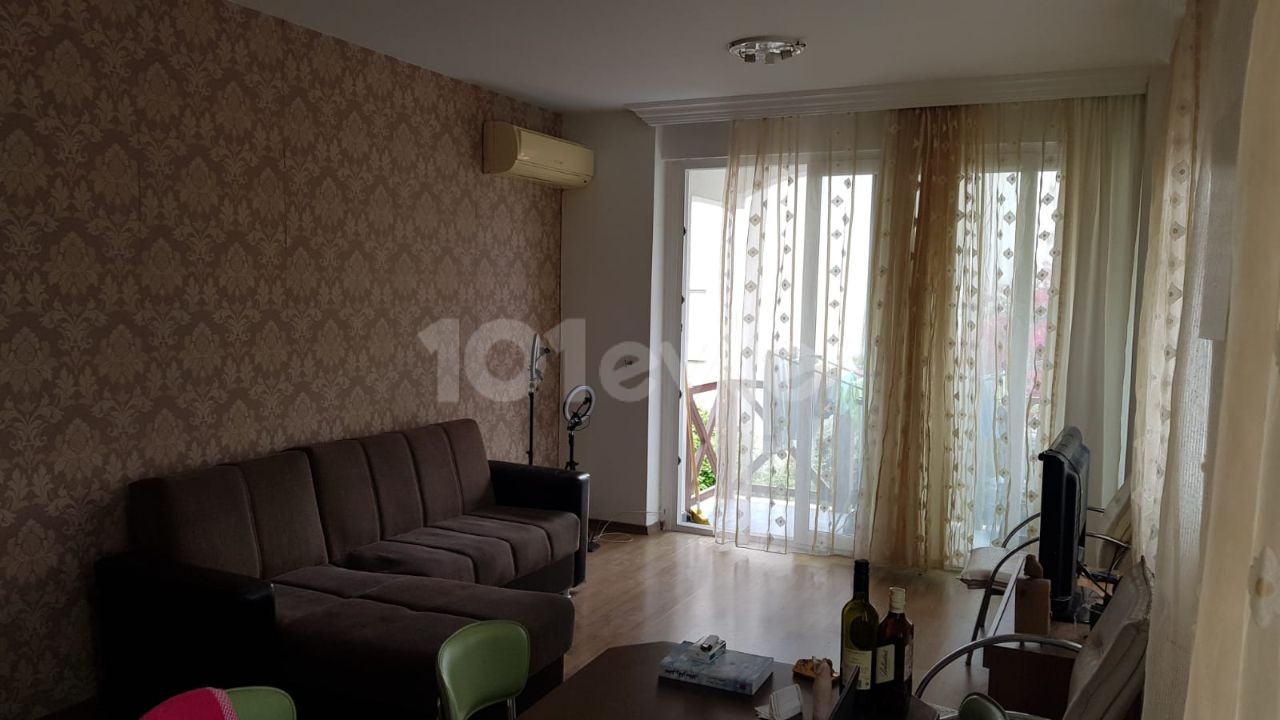 Girne merkezde kiralık 1+1 daire