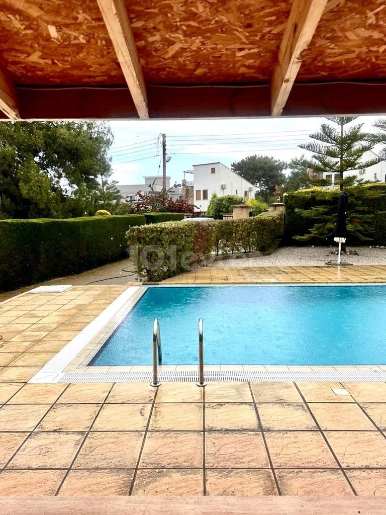 3+1 duplex amazing villa for sale with private swimming pool in Çatalköy