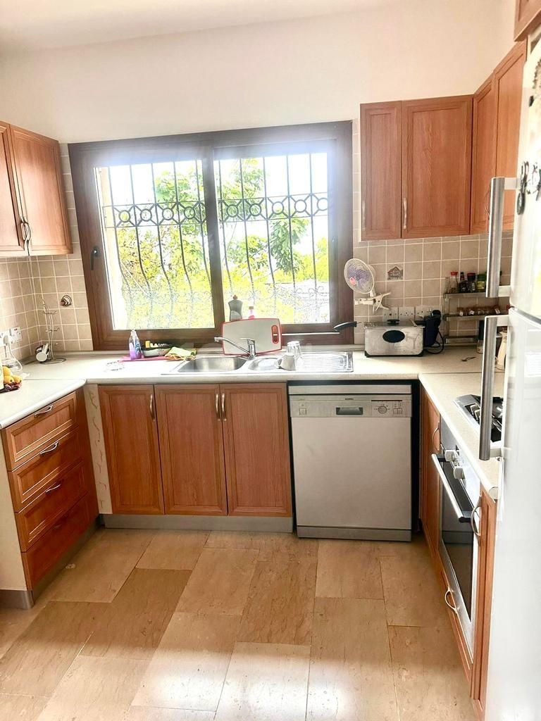 Prächtige 3+1-Maisonette-Villa mit privatem Pool zum Verkauf in Çatalköy