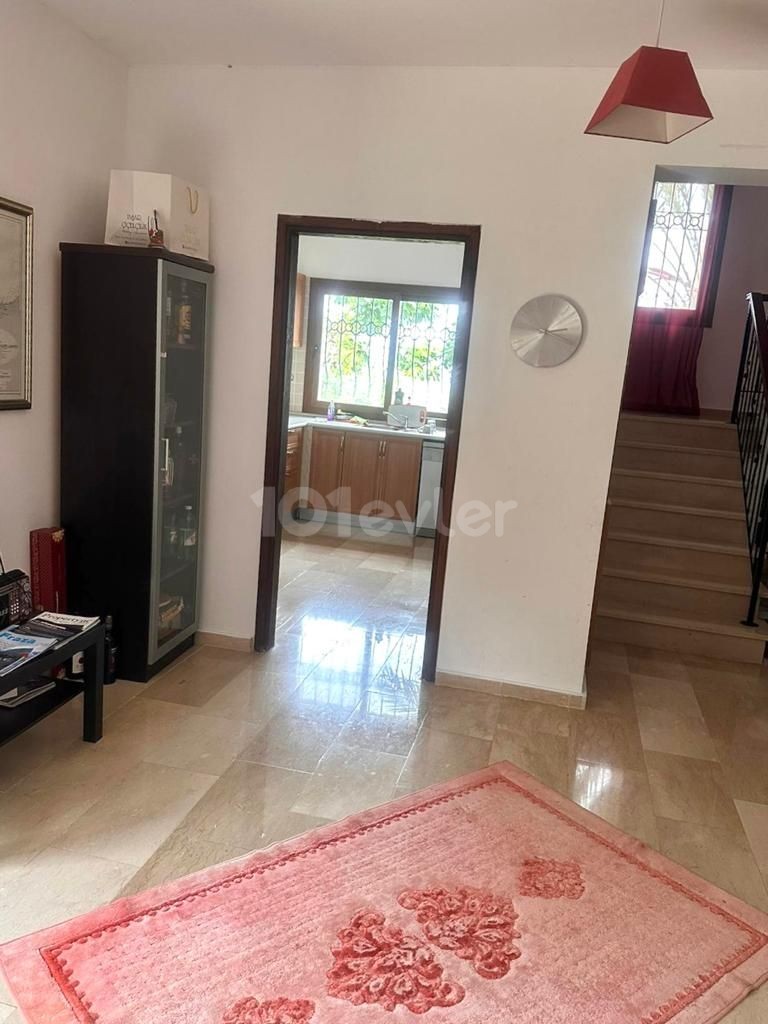 3+1 duplex amazing villa for sale with private swimming pool in Çatalköy