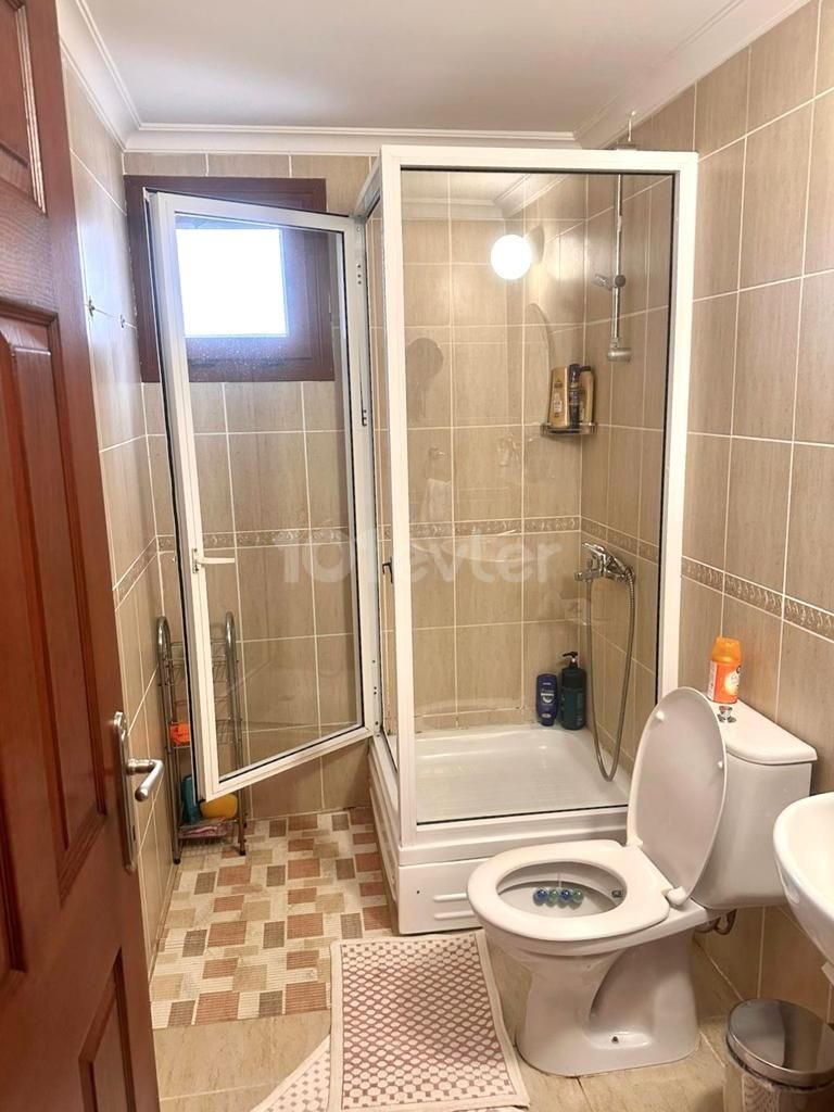 Prächtige 3+1-Maisonette-Villa mit privatem Pool zum Verkauf in Çatalköy