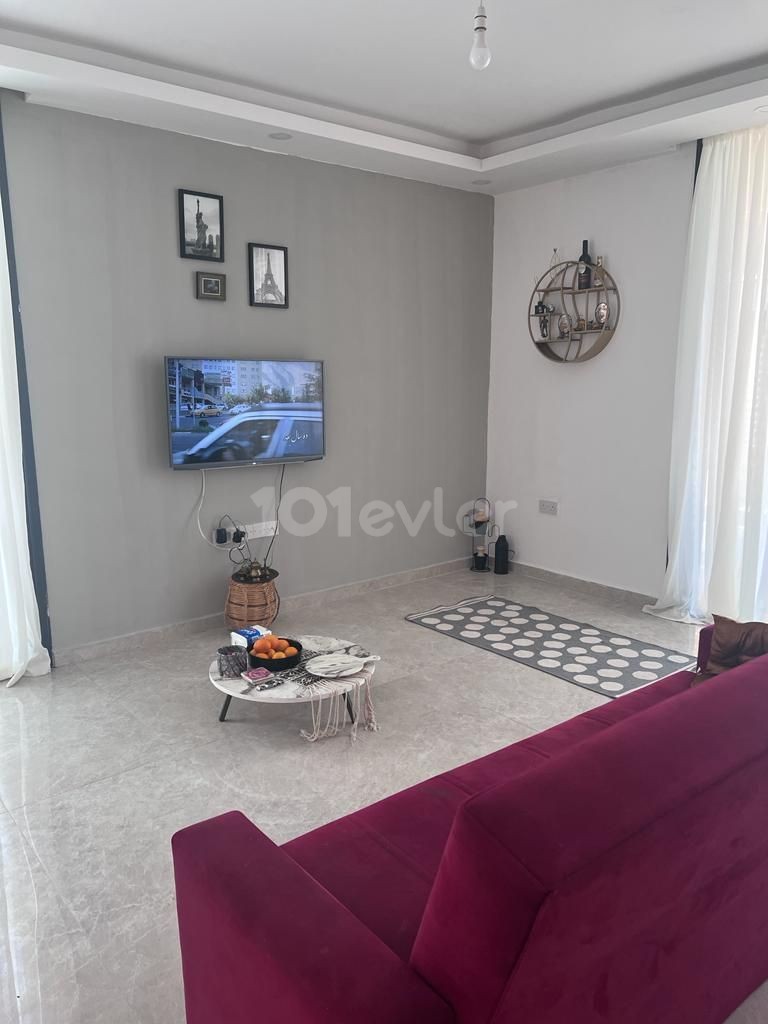 2+1 apartment for rent in Alsançak