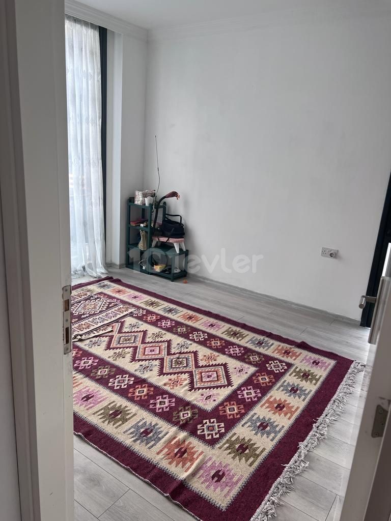 2+1 apartment for rent in Alsançak