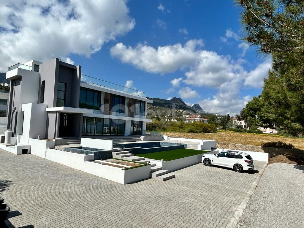 3+1 finished villa for sale in the most luxurious place in Doğanköy