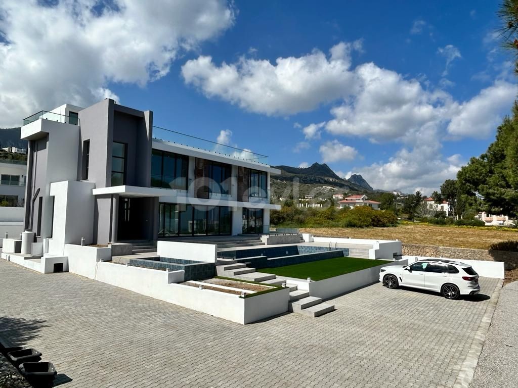 3+1 finished villa for sale in the most luxurious place in Doğanköy