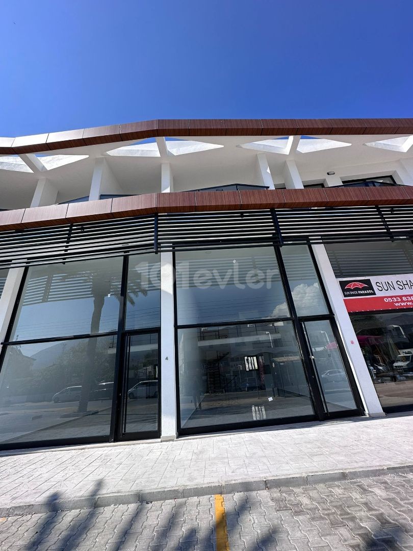 Shop with commercial permission for rent in Karaoğlanoğlu