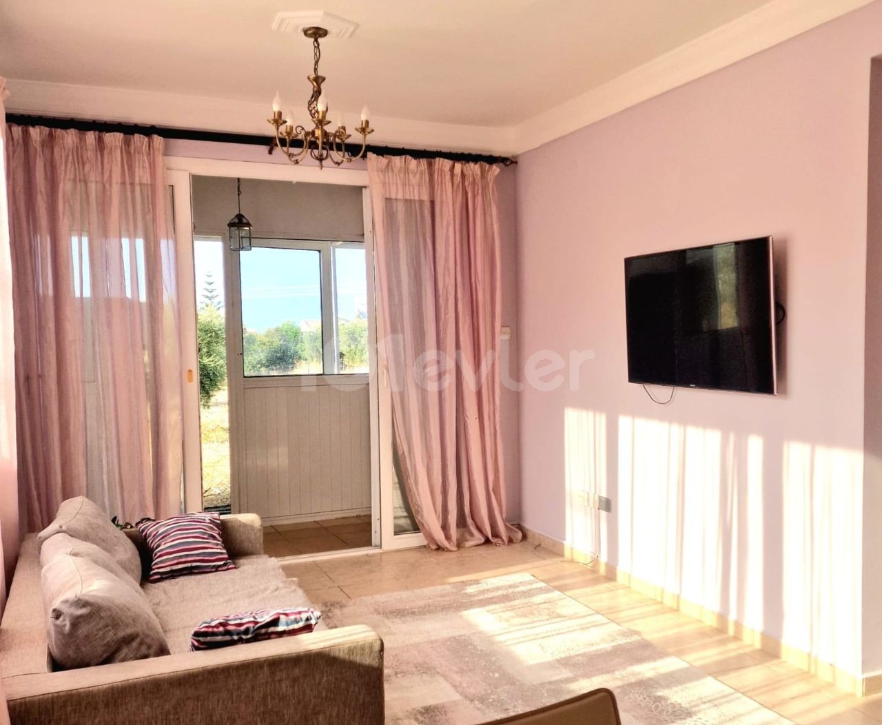 2+1 fully furnished apartment with garden for sale in Zeytinlik