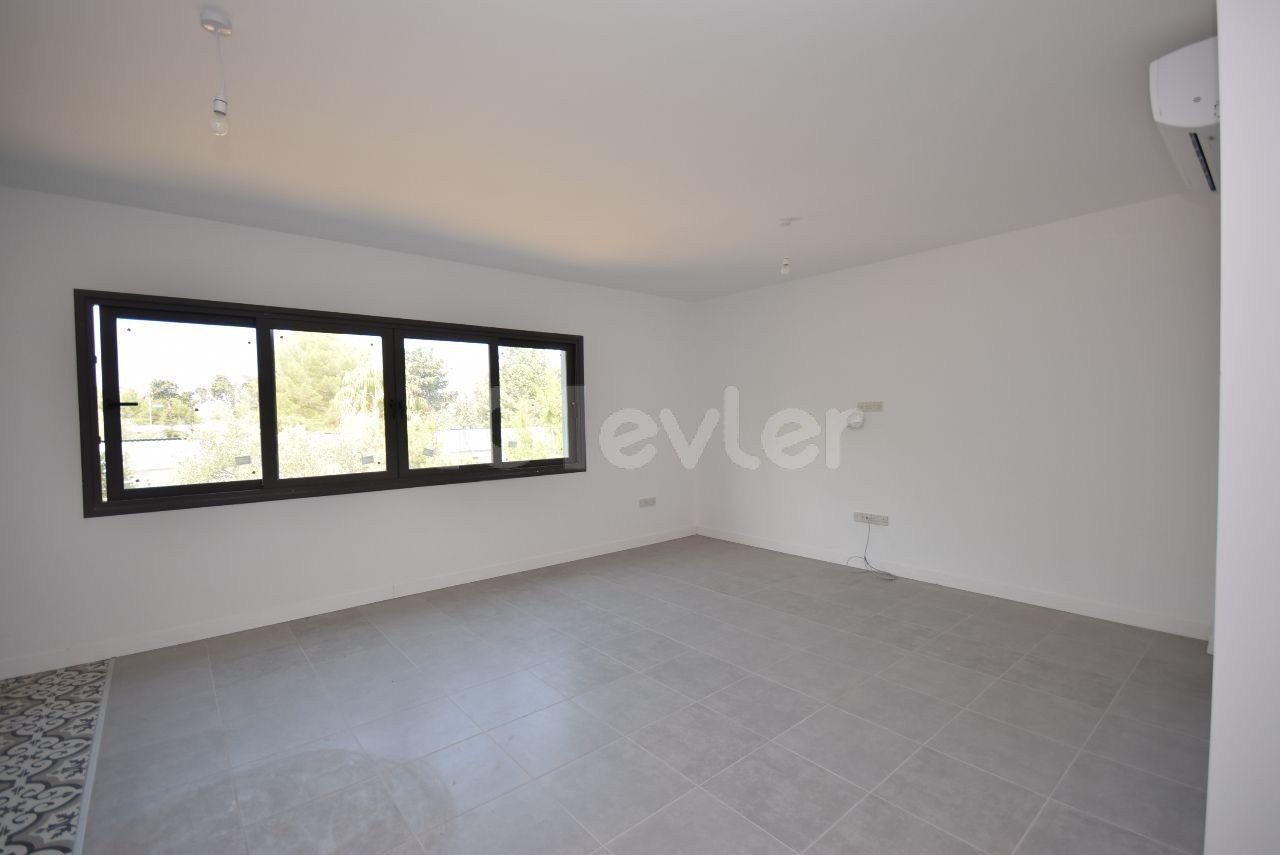 3+1 Flat for Rent in a Secured Site with Pool on Kyrenia Central Street