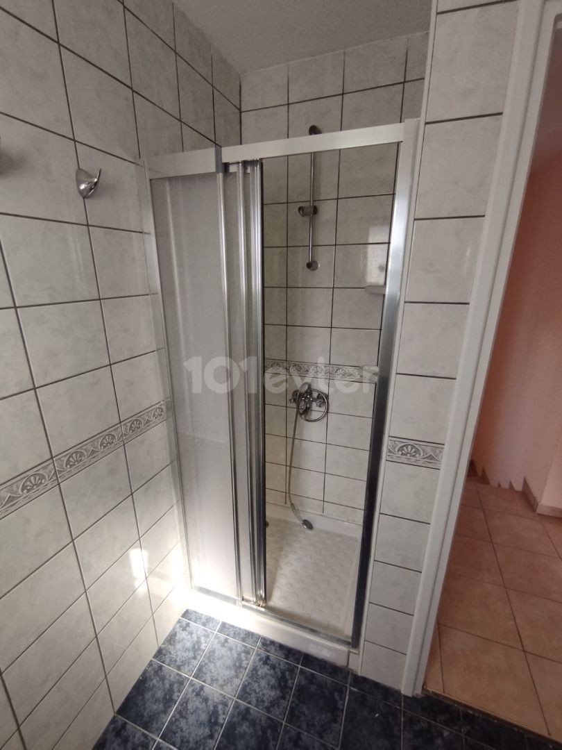 Girne Amerikana Yürüme Mesafesinde Öğrenciye Uygun Kiralık 3+1 İkiz Villa