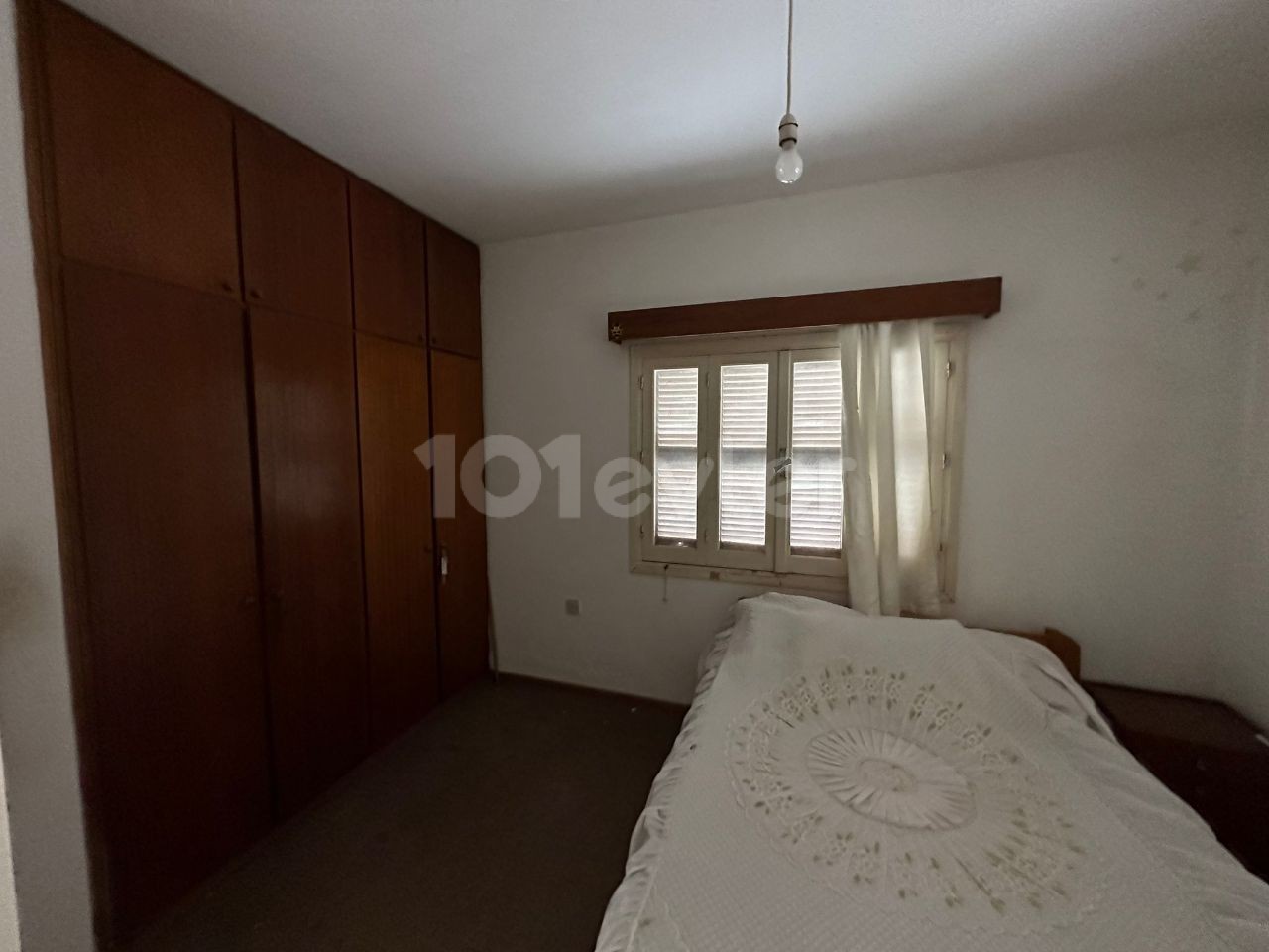 3+1 apartment for sale in Kyrenia Center. With Turkish Tıtle!!!