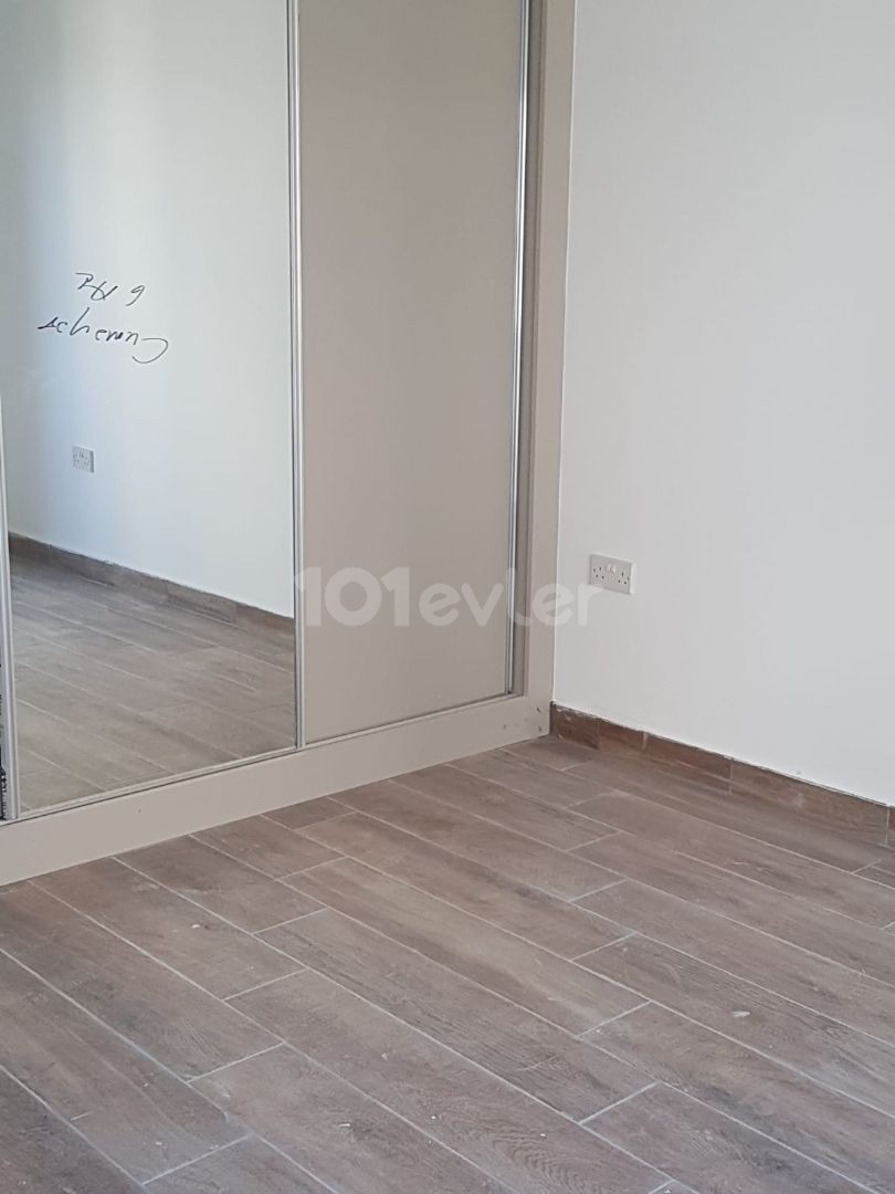 3+1 luxury apartment for sale in Nicosia Küçük Kaymaklı