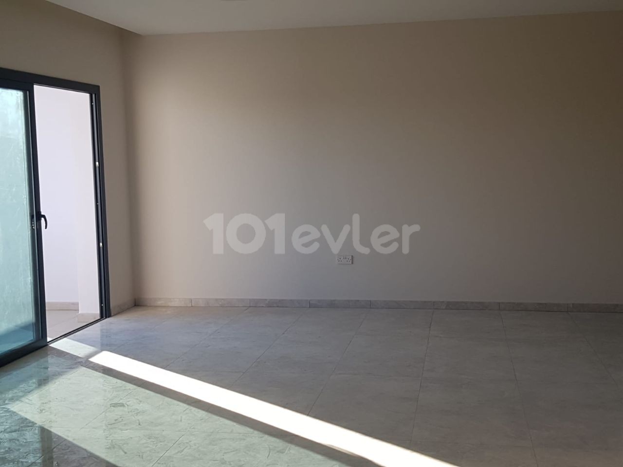 3+1 Luxuswohnung zum Verkauf in Nikosia Küçük Kaymaklı