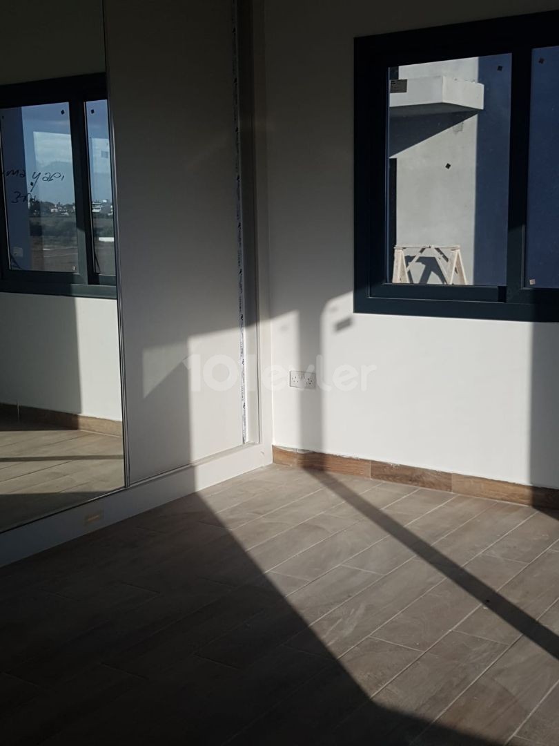 3+1 luxury apartment for sale in Nicosia Küçük Kaymaklı