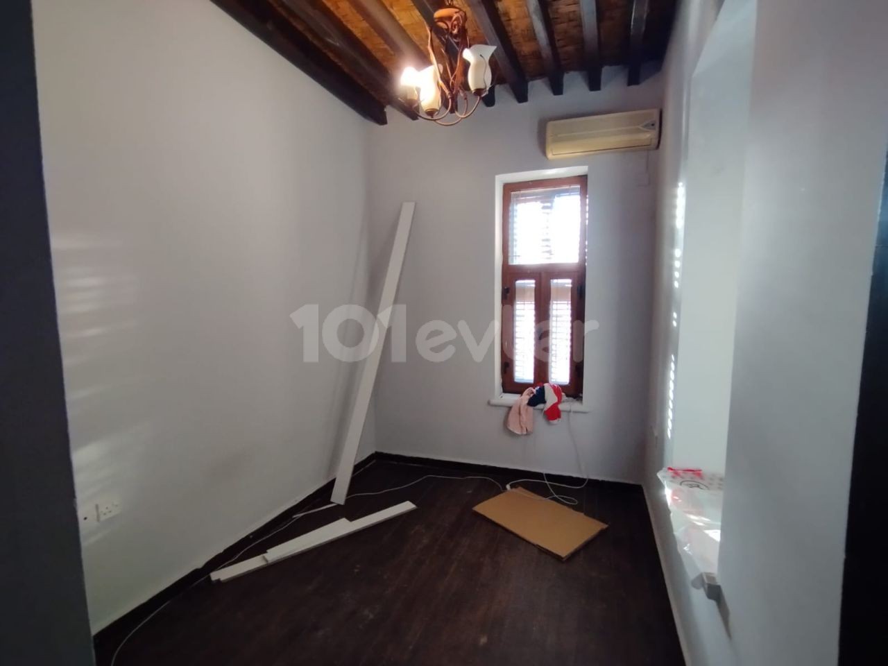 Shop for rent in Kyrenia Center