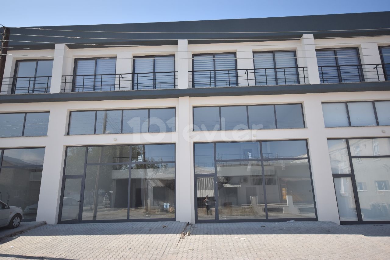 اجاره مغازه 150 متری با طبقه نیم طبقه در ساختمان نوساز 200 متری خیابان Girne Karaoğlanoğlu