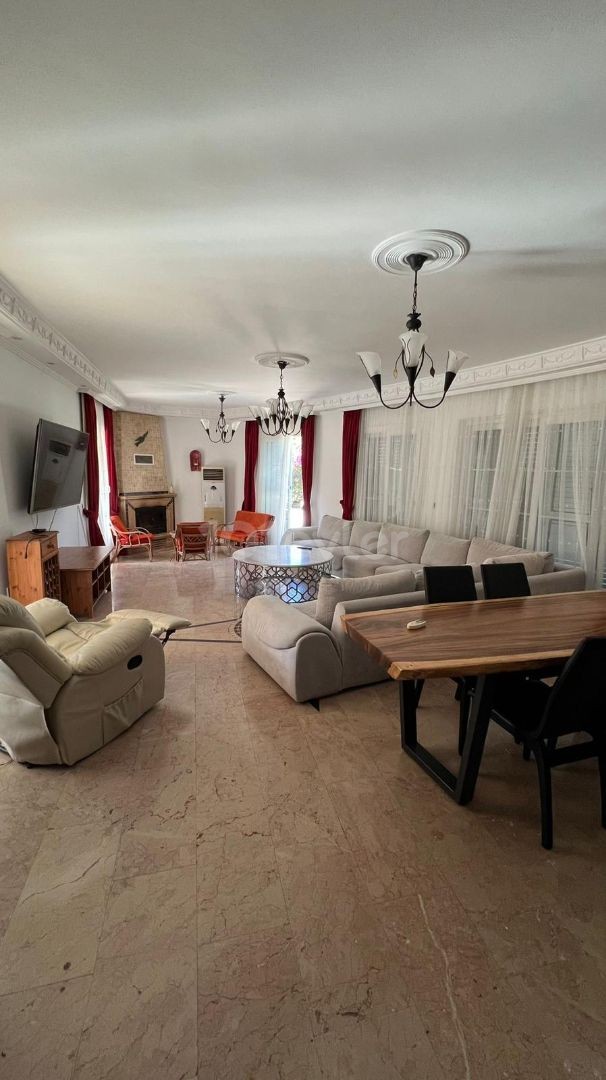 3+1 spacious villa for rent in Alsancak