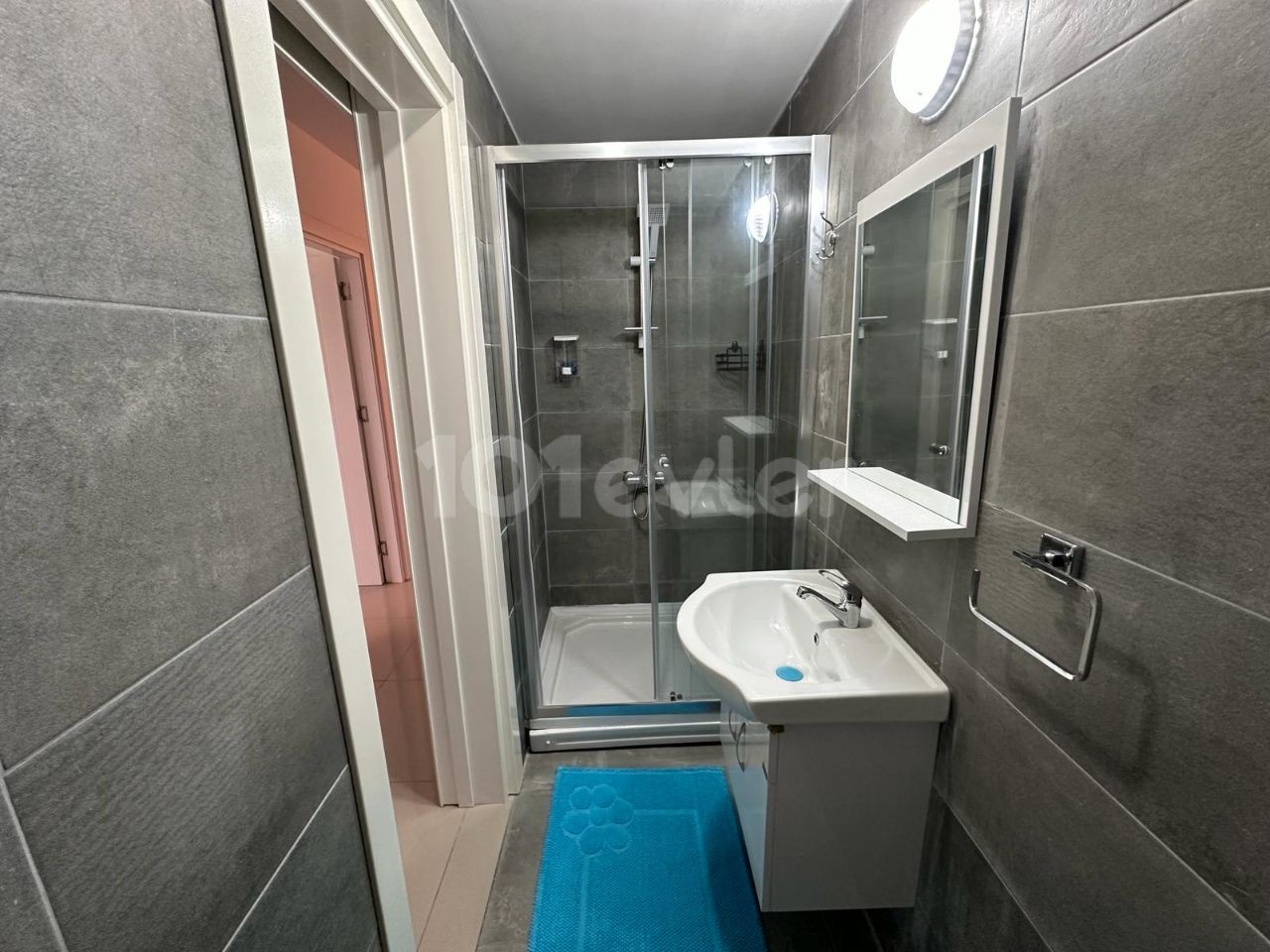 Girne, Bellapais'te kiralık 2+1 geniş daire ayle için