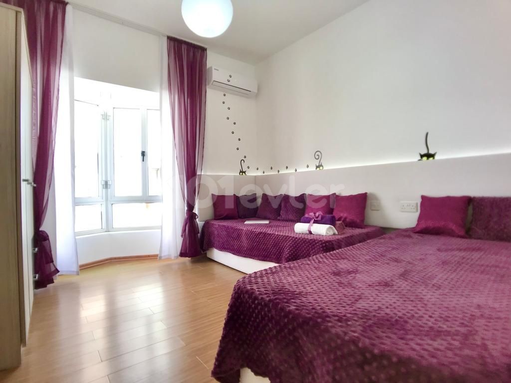 3+1 luxury apartment for rent in Kyrenia Center