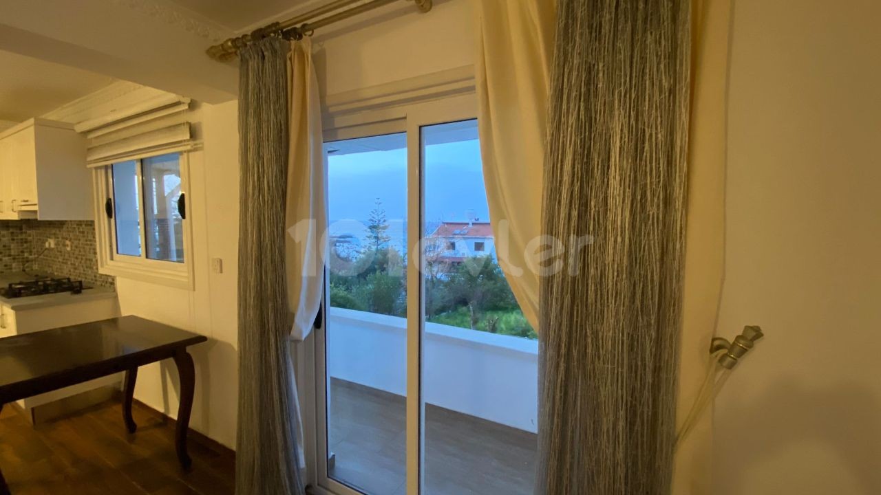 GİRNE/ ALSANCAK DA KİRALIK  2+1 DAİRE/2+1 FLAT FOR RENT IN GİRNE/ ALSANCAK