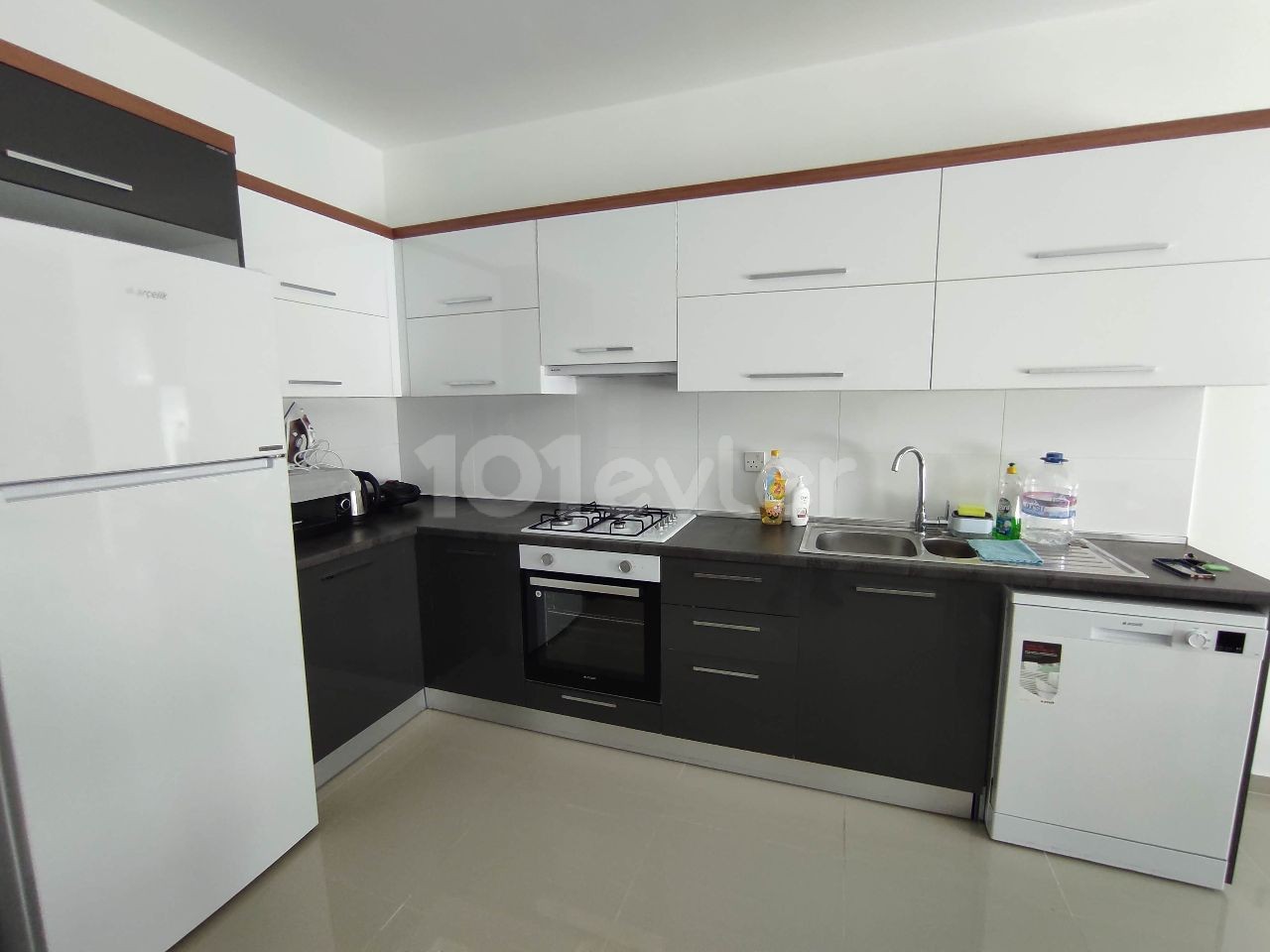 2+1 Flat for Rent in a New Building with Easy Access in Kyrenia Central Location