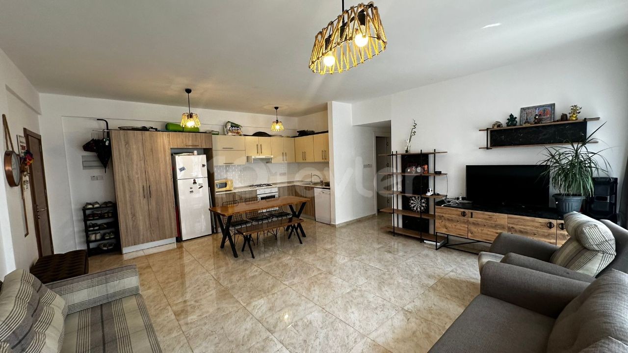 Spacious 2+1 apartment  for sale in Ozanköy, Kyrenia!