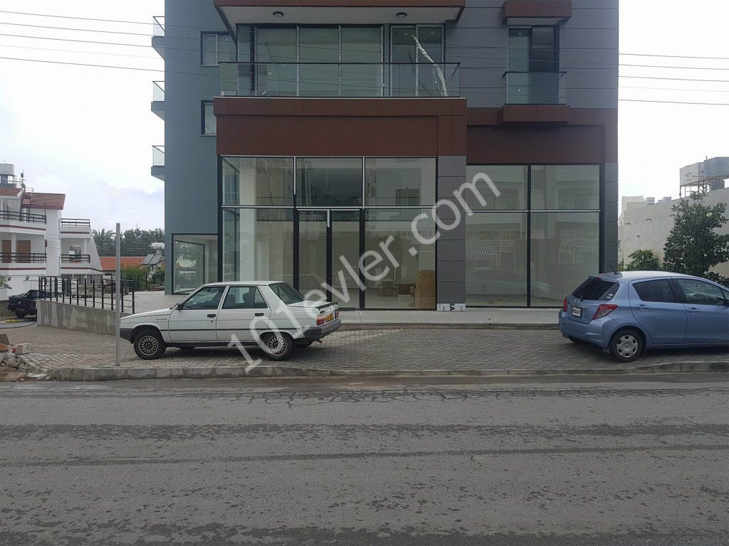 Girne Merkezde 400m2 dükkan