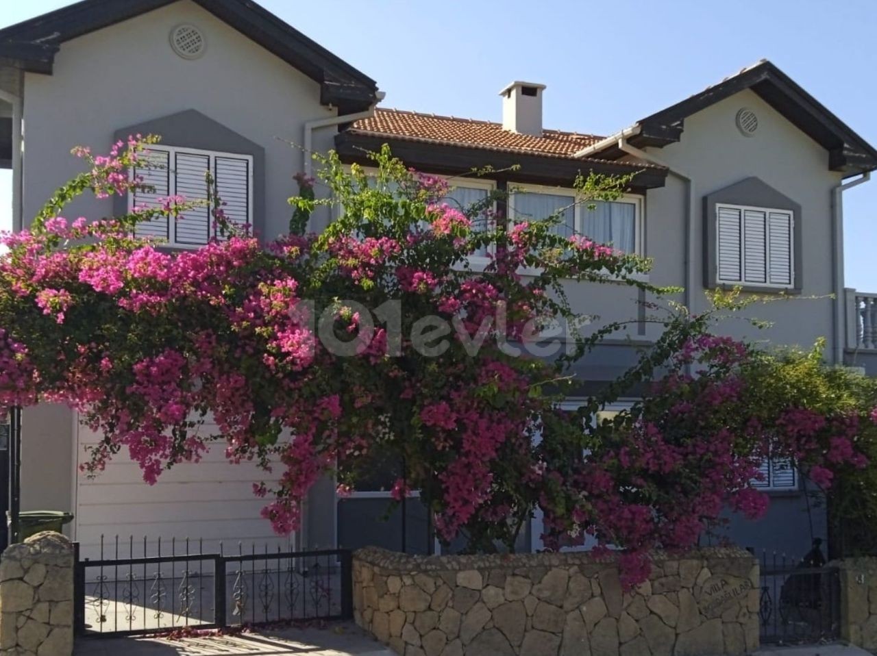 Villa Zum Verkauf Mit Privatem Pool Mit Herrlichem Blick Auf Kyrenia Olivenhain ** 