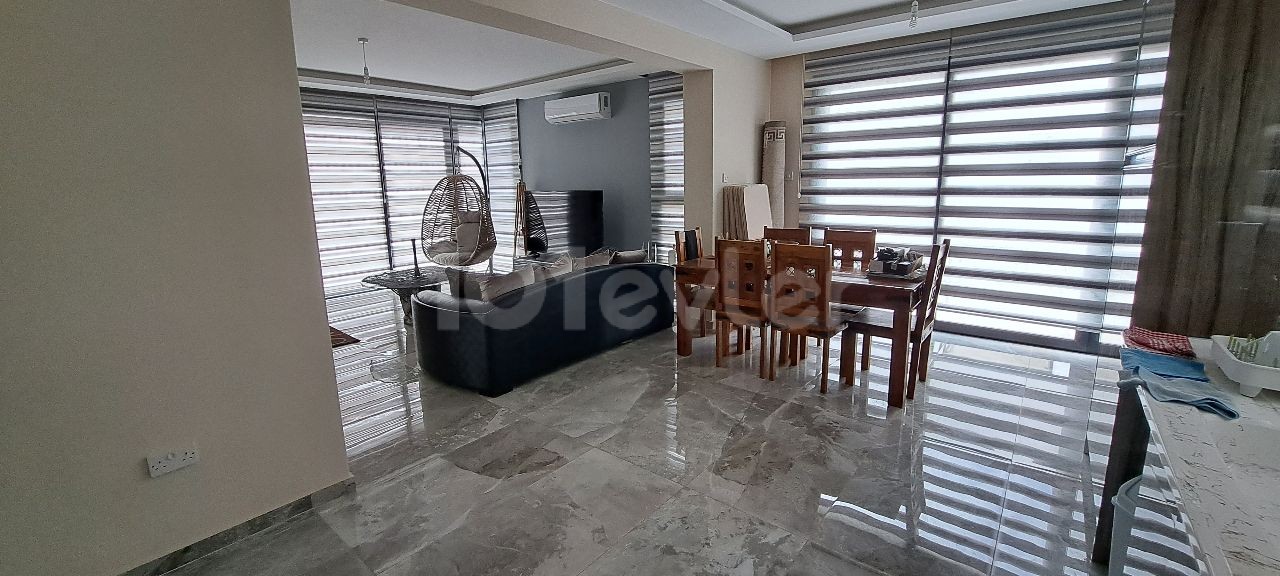 3+1 freistehende Maisonette-Villa mit abgeschlossener Urkunde in Yeniboğaz