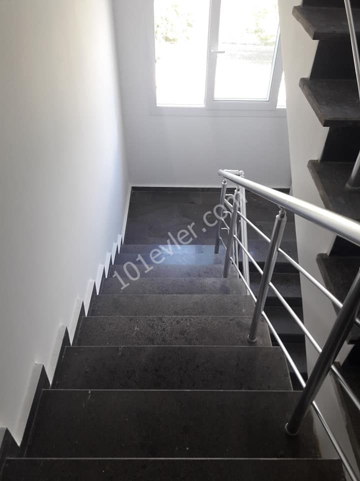 NEUE WOHNUNG ZUM VERKAUF IN YENIBOZICI FÜR INFORMATIONEN:05338867072 ** 