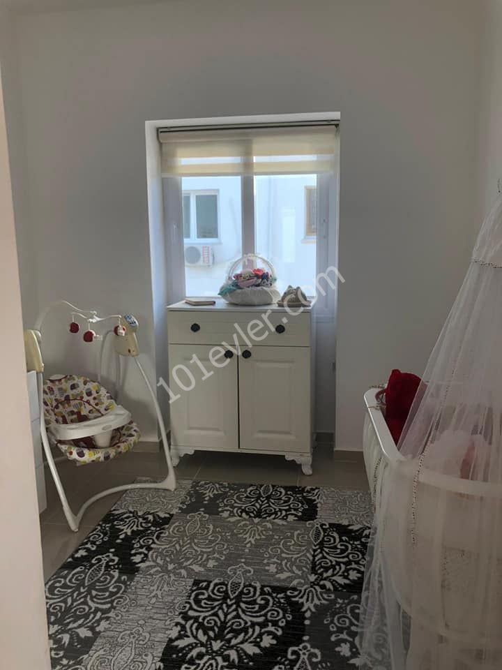 MAĞUSA KARAKOL BÖLGESİNDE SATILIK DAİRE Bilgi için:05338867072