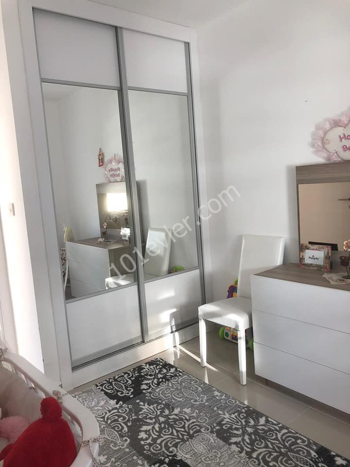 MAĞUSA KARAKOL BÖLGESİNDE SATILIK DAİRE Bilgi için:05338867072