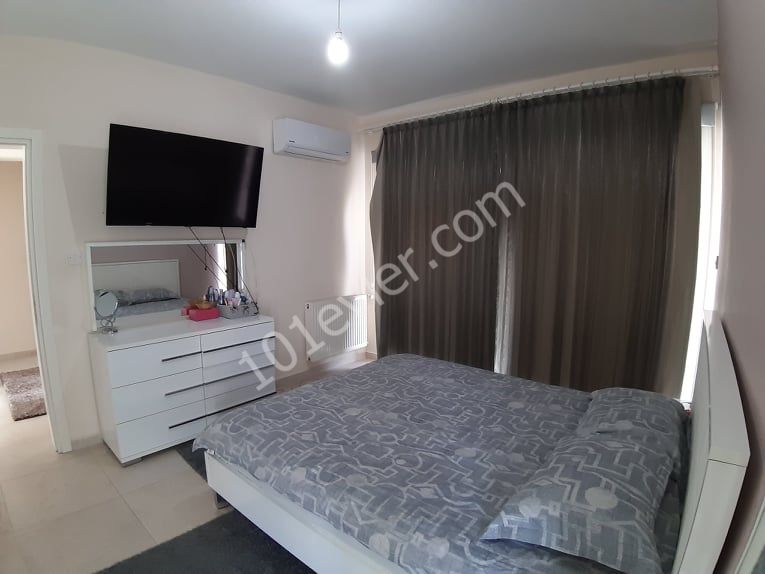 Saklıkent Sitesinde  3+1 Müstakil Villa Bilgi için:05338653644