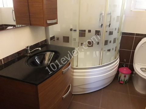 Mağusa Kaliland Bölgesinde Kiralık Daire Bilgi için:05338867072