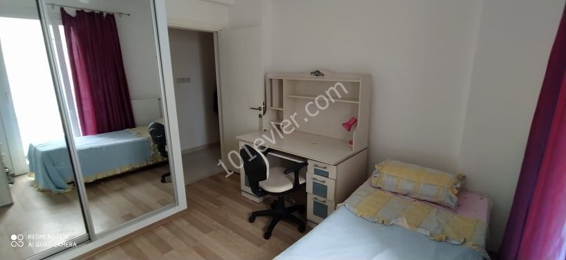 Deniz Manzaralı Eşyalı  3+1 Daire Bilgi için:05338867072