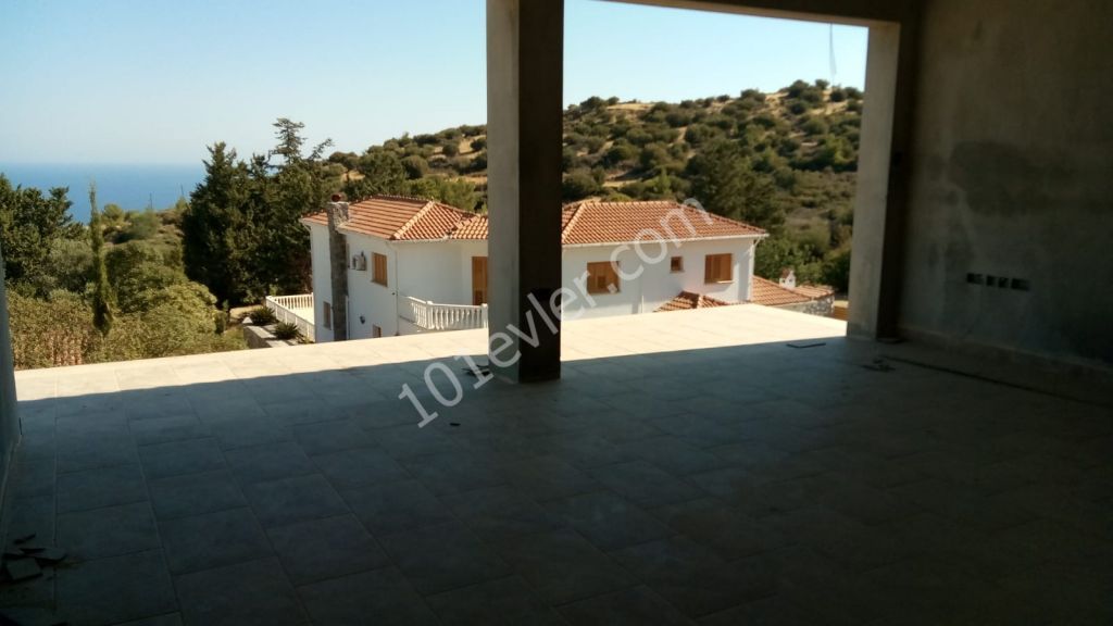 2 x 90% Finished villa in  beautiful Karmi