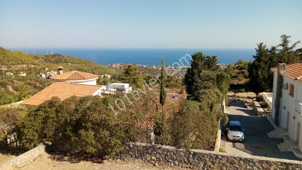 2 x 90% Finished villa in  beautiful Karmi